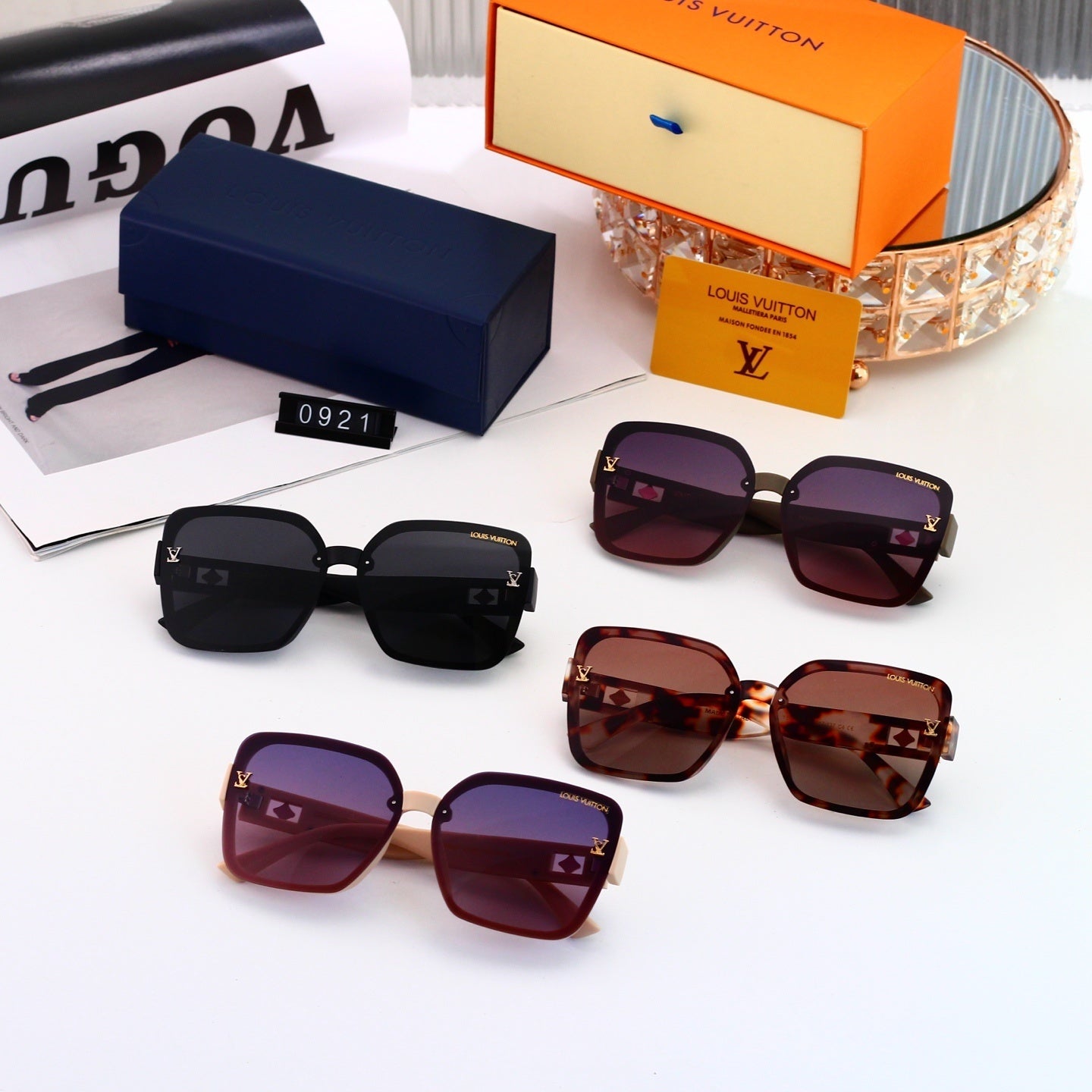 Louis vuitton Metal Logo Oversized Sunglasses 0921 Butterfly