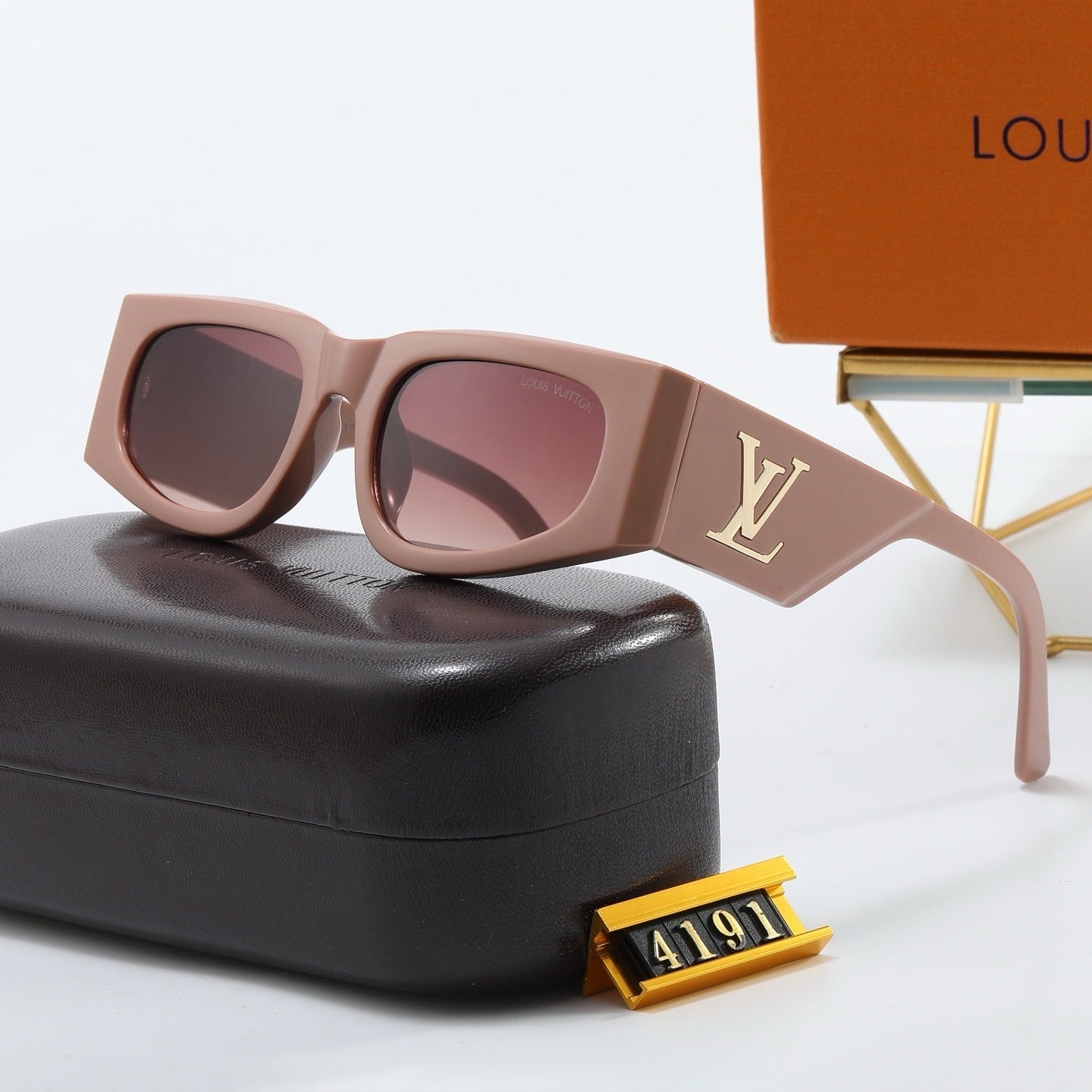 Louis vuitton Vintage Cat-Eye Bold Frame Sunglasses with Metal Detail (Model 4191) Cat-Eye