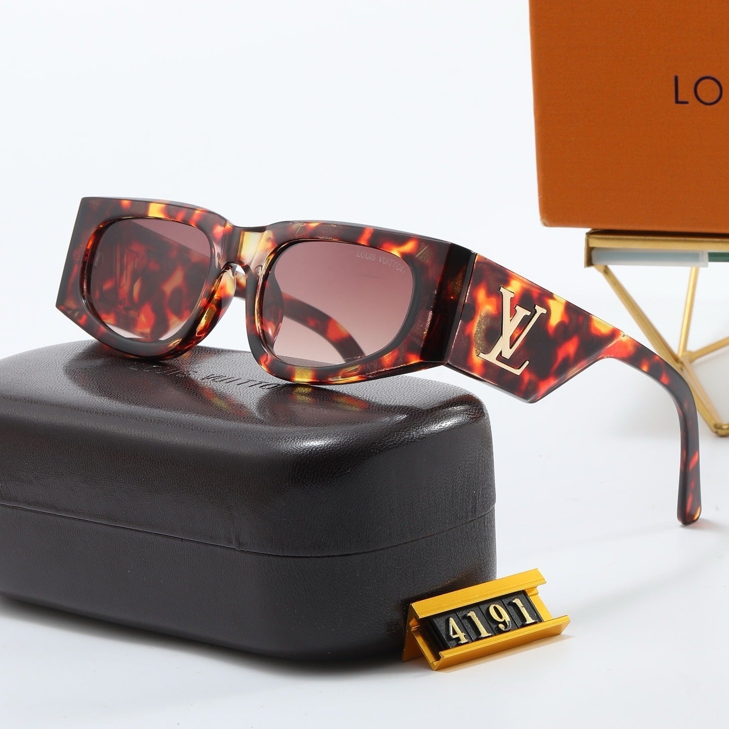Louis vuitton Vintage Cat-Eye Bold Frame Sunglasses with Metal Detail (Model 4191) Cat-Eye