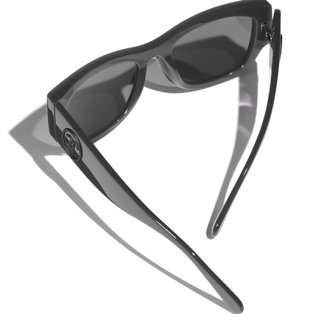 CHANEL 5507 Cat-Eye