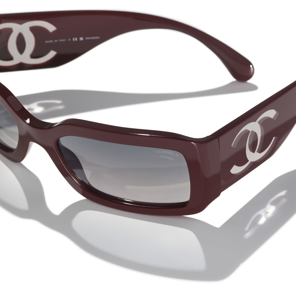 CHANEL 5526 Cat-Eye
