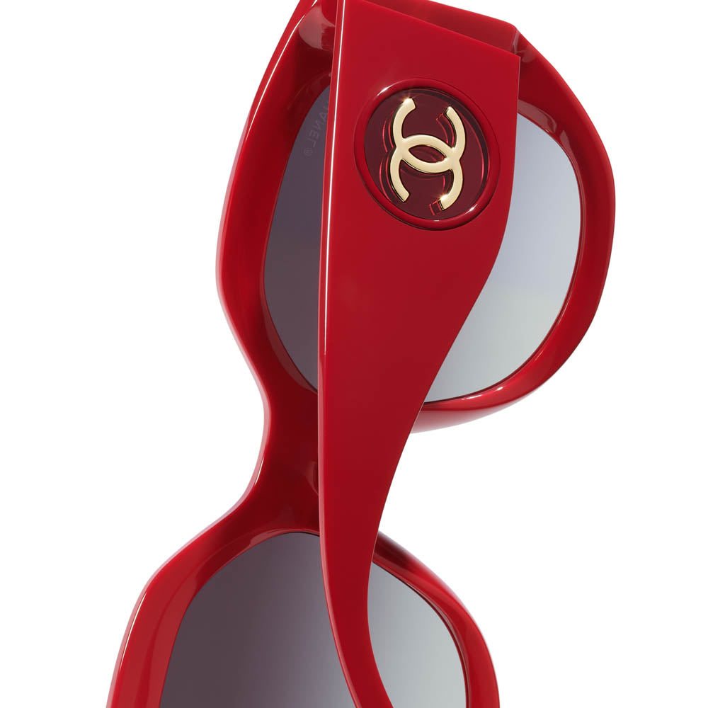 CHANEL 5550 Cat-Eye