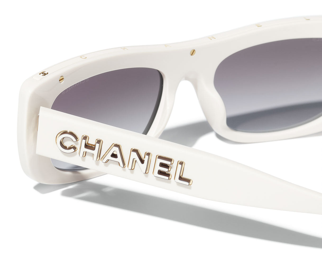 CHANEL 5559 Cat-Eye