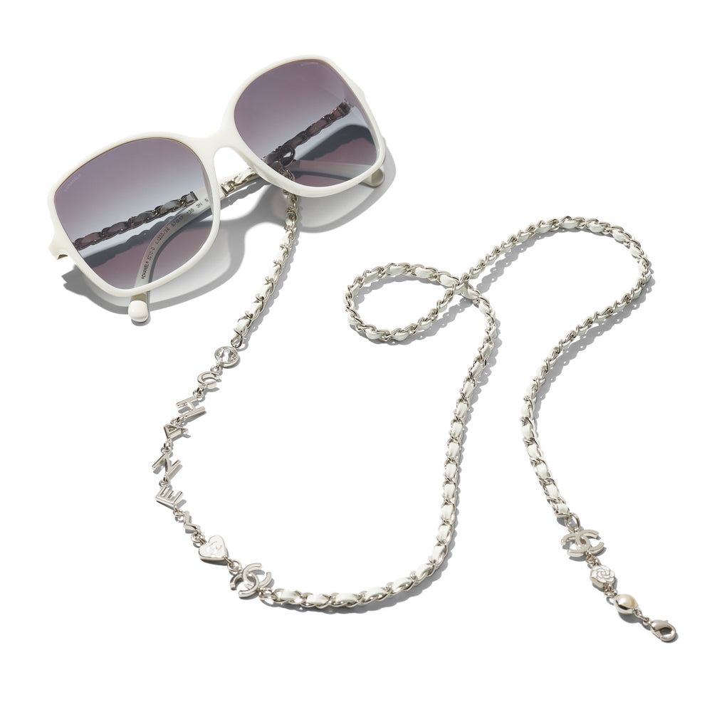 CHANEL 5210Q Square