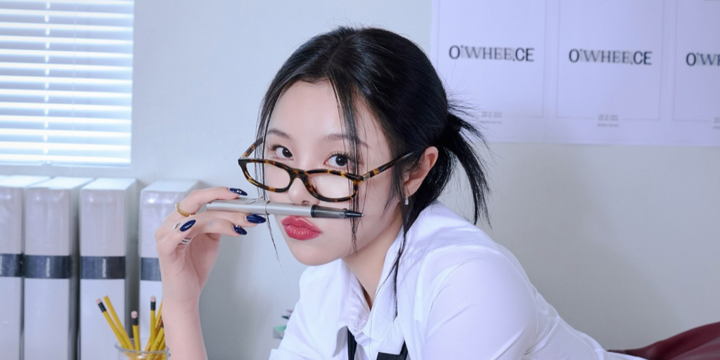 Miu Miu SMU A06 Square