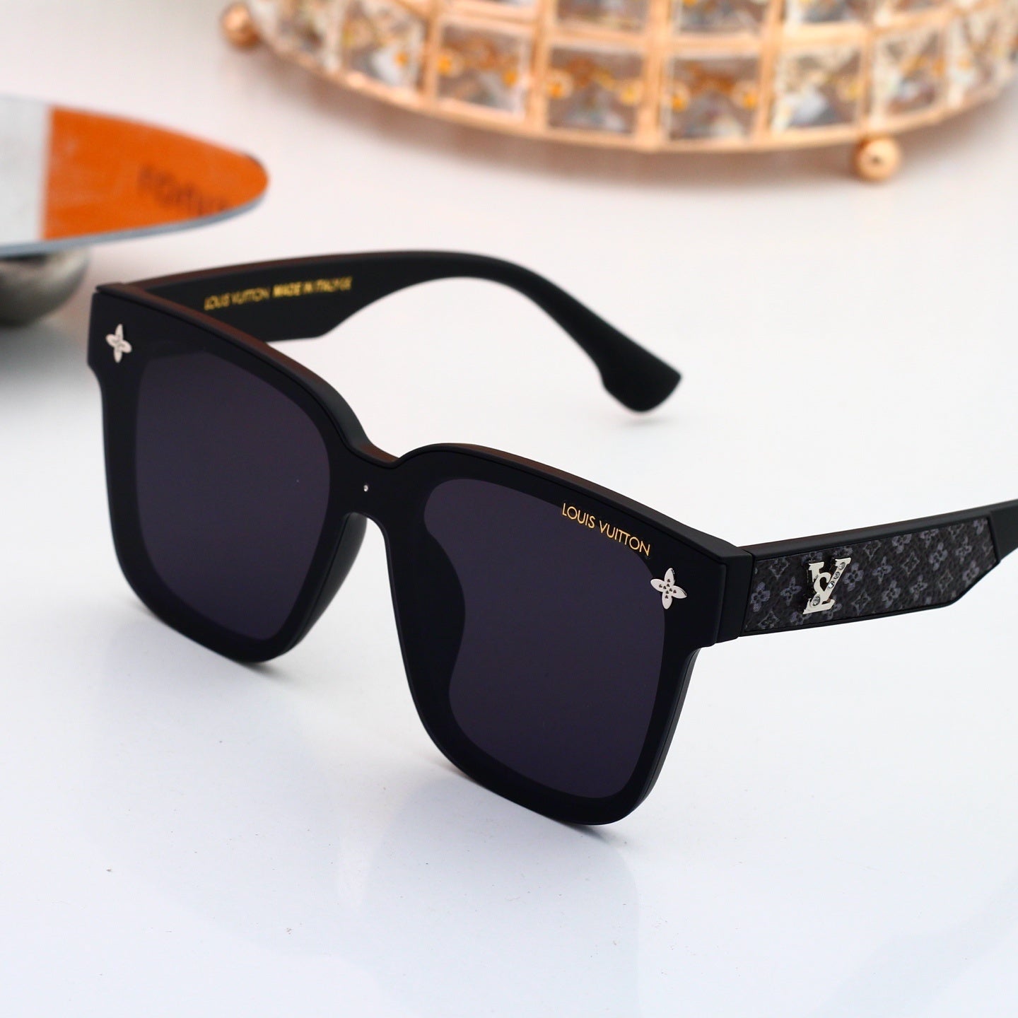 Louis vuitton Oversized Sunglasses with Monogram Temples 4037 Butterfly