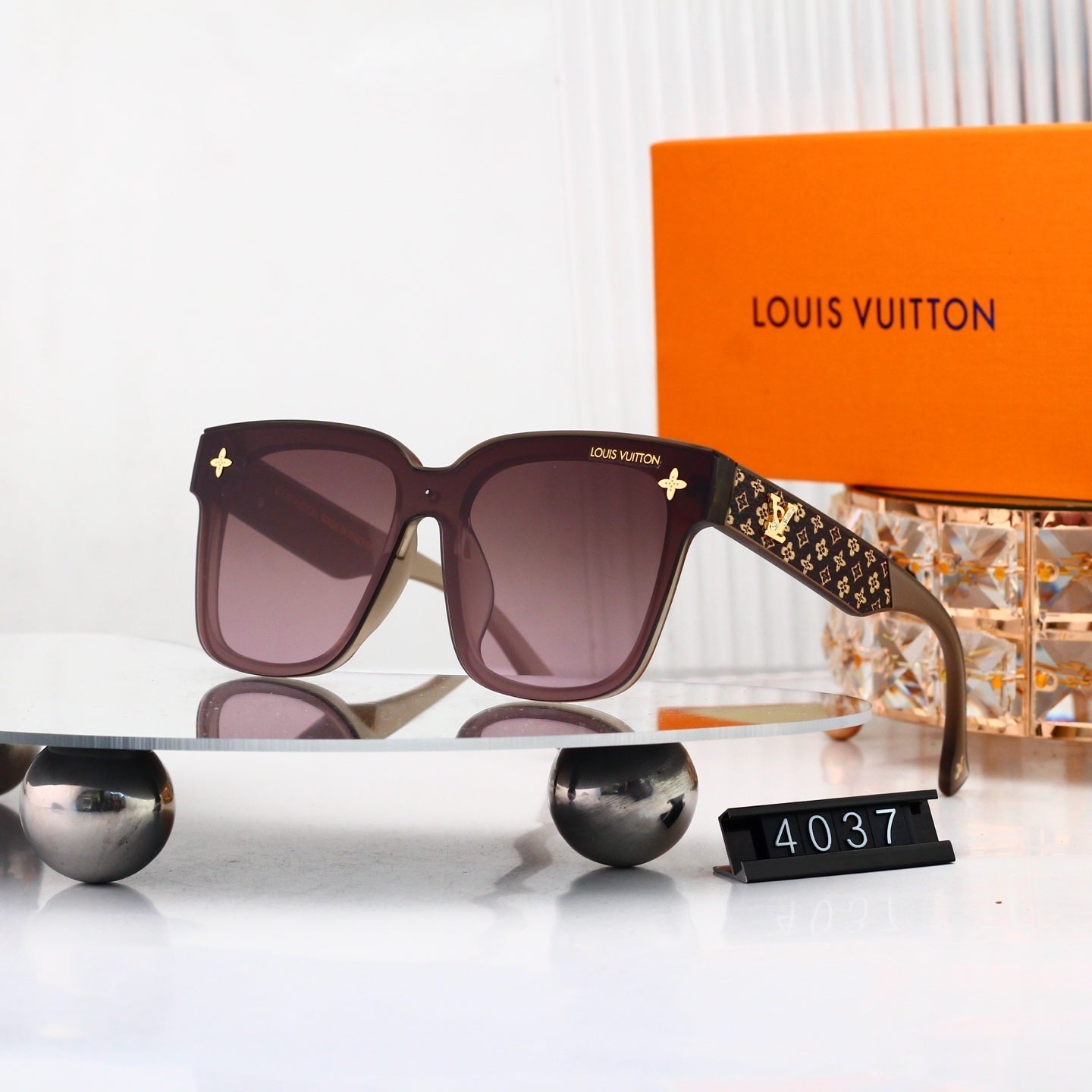 Louis vuitton Oversized Sunglasses with Monogram Temples 4037 Butterfly
